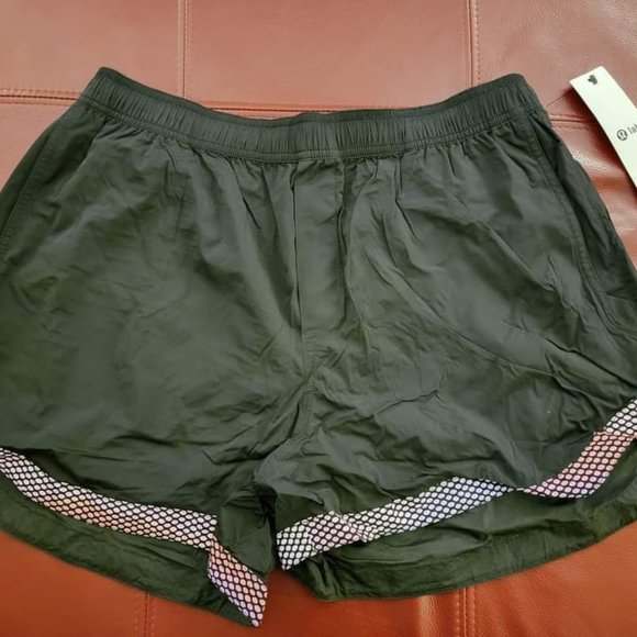 Lululemon SEAWHEEZE LAB Reflective JEVA shorts sz 8 - Picture 7 of 12